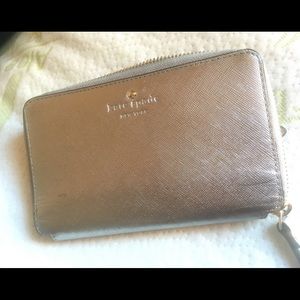 Authentic Kate Spade Wristlet/Wallet Smart phone